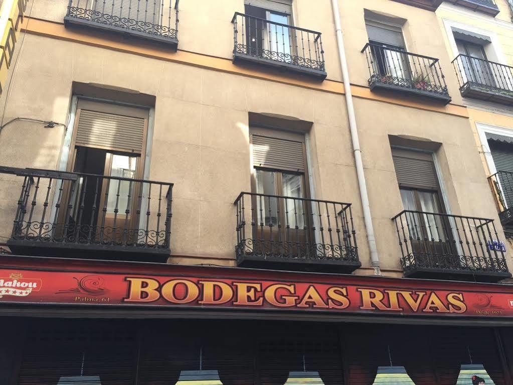 เพนชั่น โลส เปราเลส Hotel มาดริด ภายนอก รูปภาพ Bodega Rivas